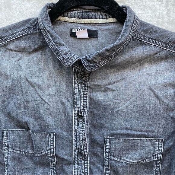 BDG Girls Small Chambray Shirt - Picture 2 of 8